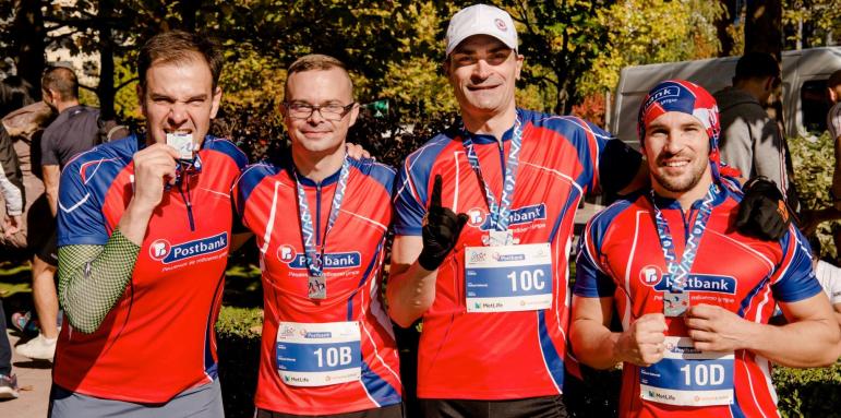 Масово участие в Postbank Business Run 2020